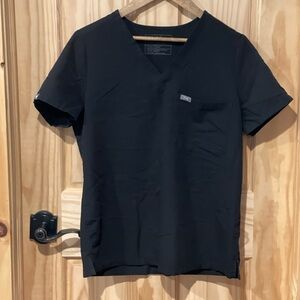 Medium Figs 1 Pocket Scrub Top